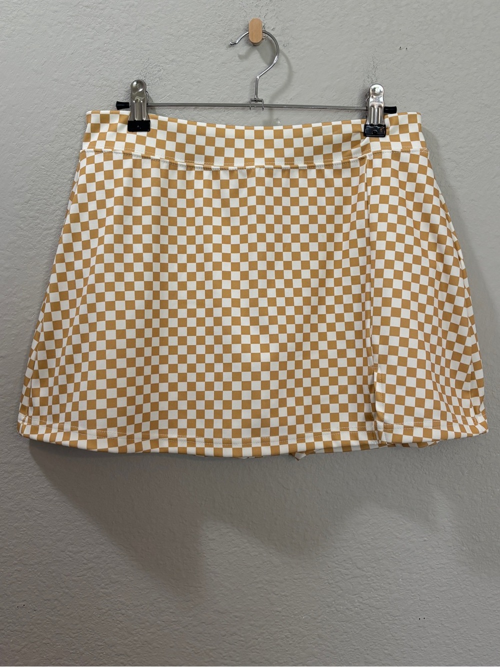 Aeropostale Yellow Checkerboard Tennis Golf Athletic Mini Skort Size Medium